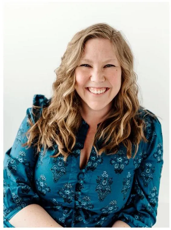 Julia Bocchese, SEO, Pinterest, + AI Search Strategist, Julia Renee Consulting